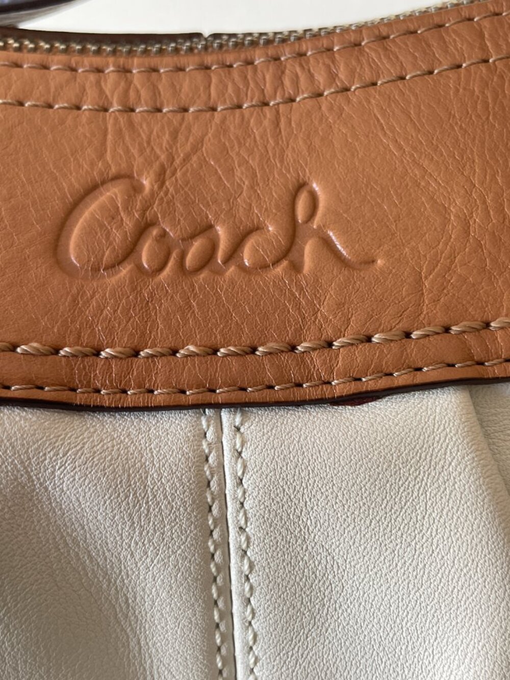 Y2K Coach White Leather Soho Hobo Shoulder Bag - Picture 5 of 10